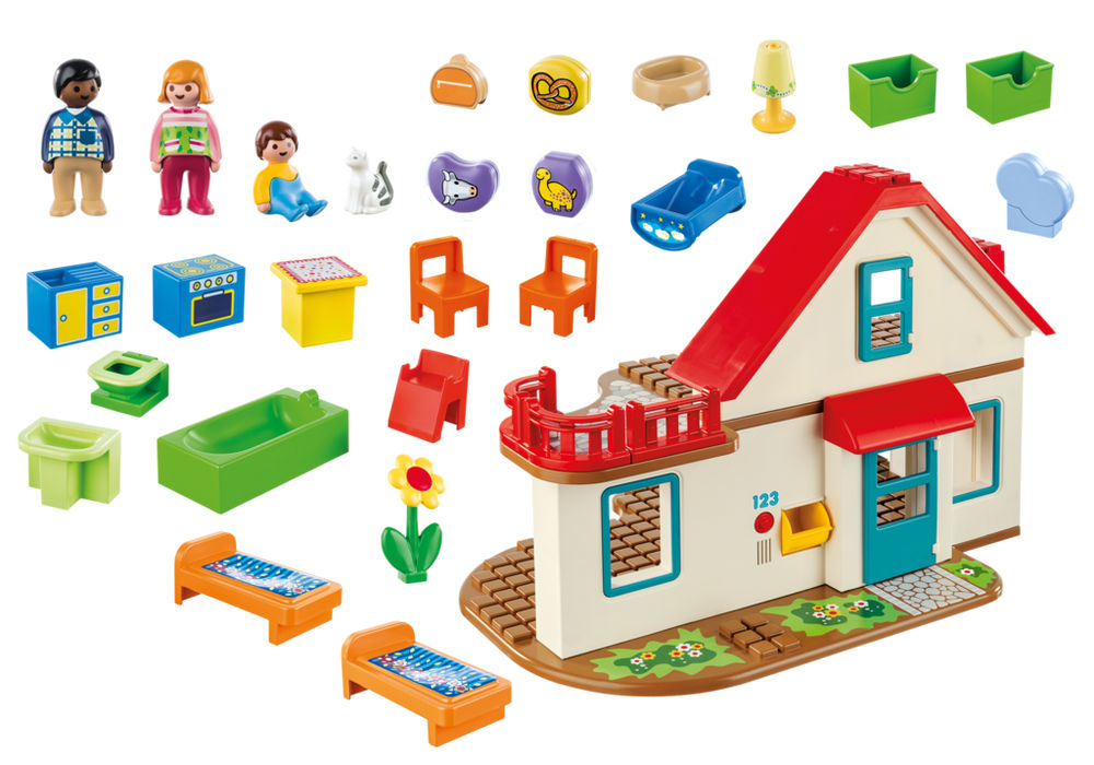 Family Home – box_back