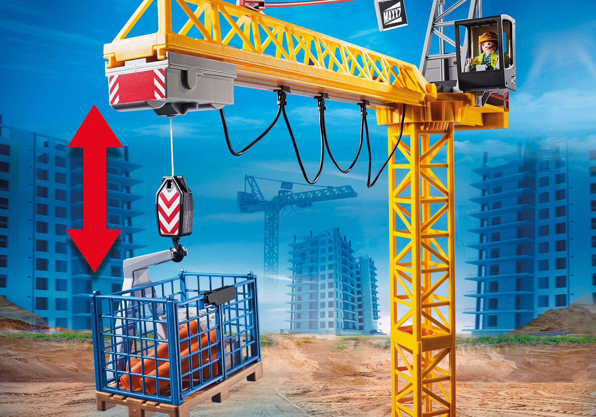 RC-Baukran mit Bauteil